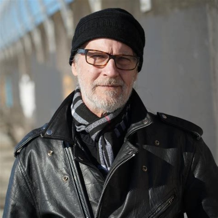 Ivan Doroschuk biografía, edad, altura, esposo, net worth, familia