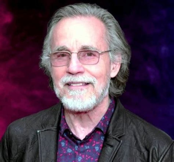 Jackson Browne Biography, Age, Height, Wife, Net Worth, Family