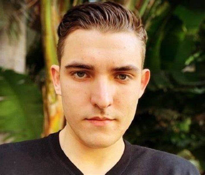 Jacob Wohl Biography, Age, Height, Wife, Net Worth, Family