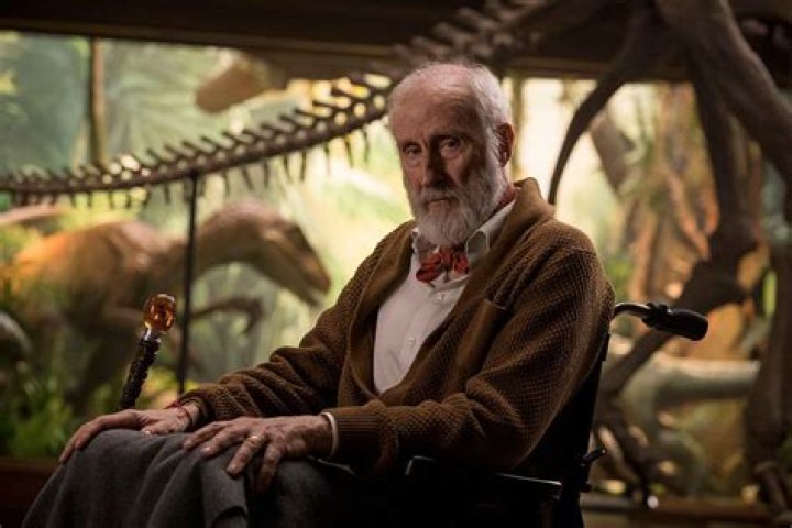 James Cromwell biografía, edad, altura, esposo, net worth, familia