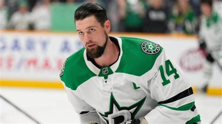Jamie Benn Biography, Age, Height, Wife, Net Worth, Family