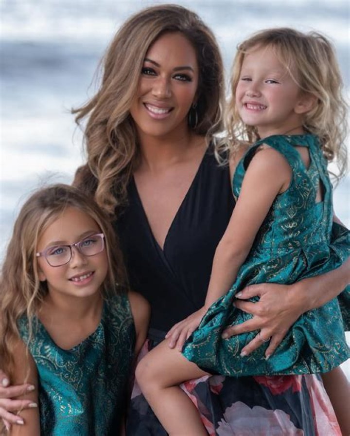 Jan Jeffcoat Biography, Age, Height, Husband, Net Worth, Family