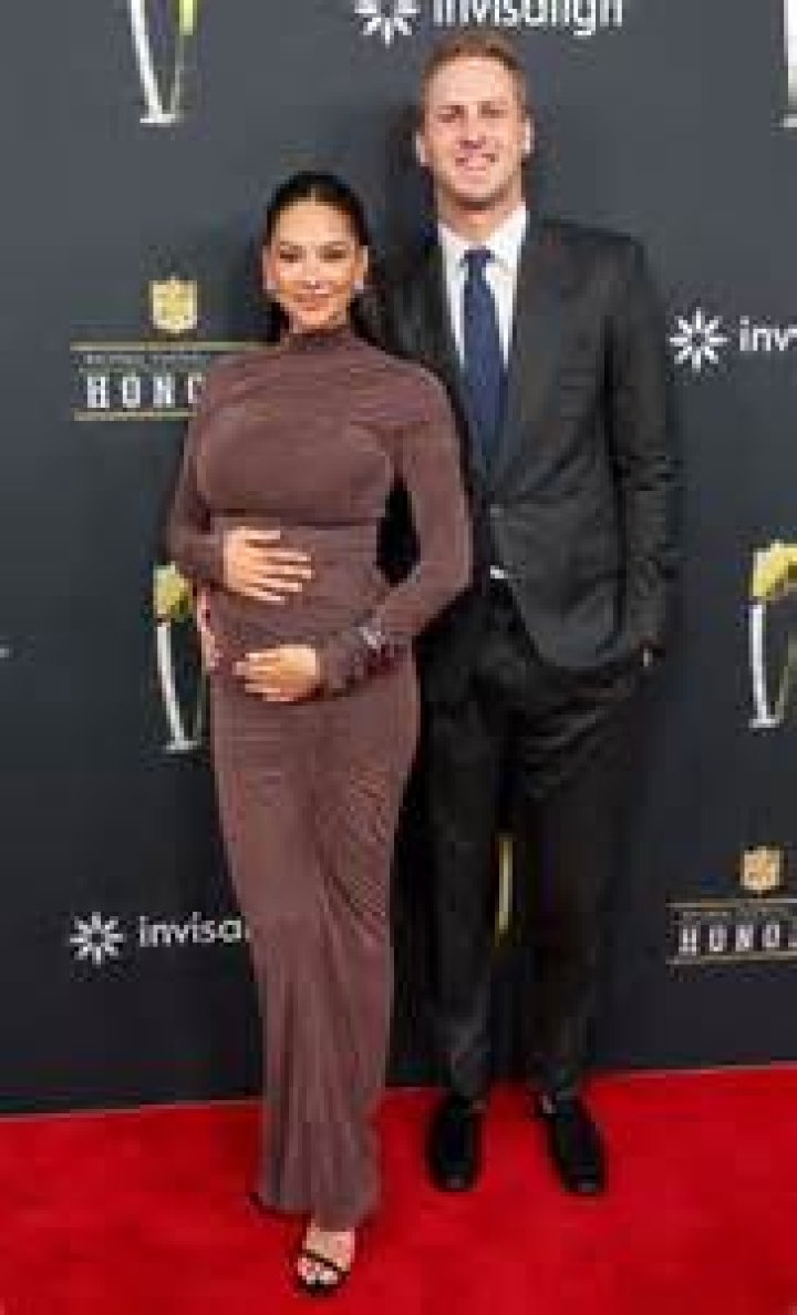 Jared Goff Biography, Age, Height, Wife, Net Worth, Family