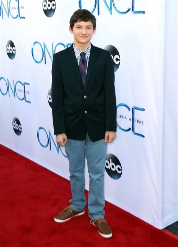 Jared S. Gilmore Biography, Age, Height, Wife, Net Worth, Family