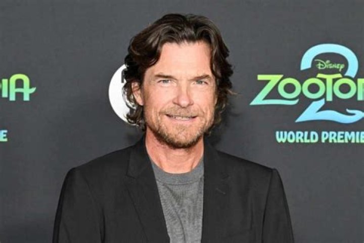 Jason Bateman Biography, Age, Height, Wife, Net Worth, Family