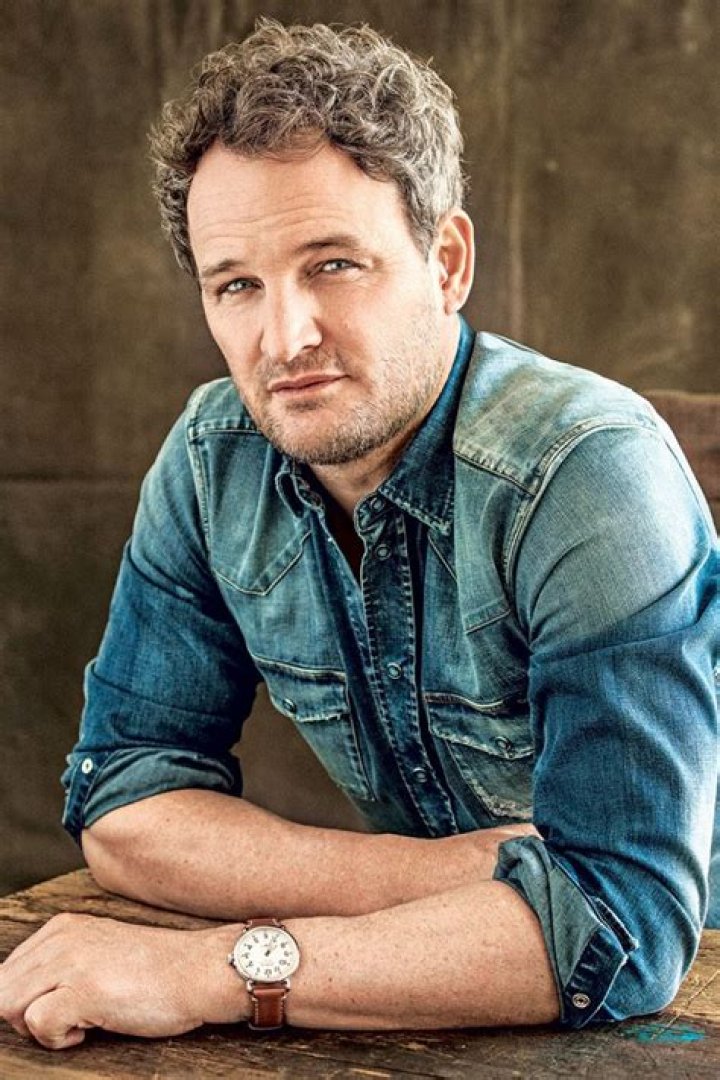 Jason Clarke Biography, Age, Height, Wife, Net Worth, Family