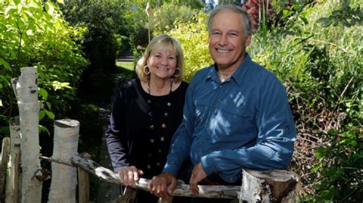 Jay Inslee Biography, Age, Height, Wife, Net Worth, Family