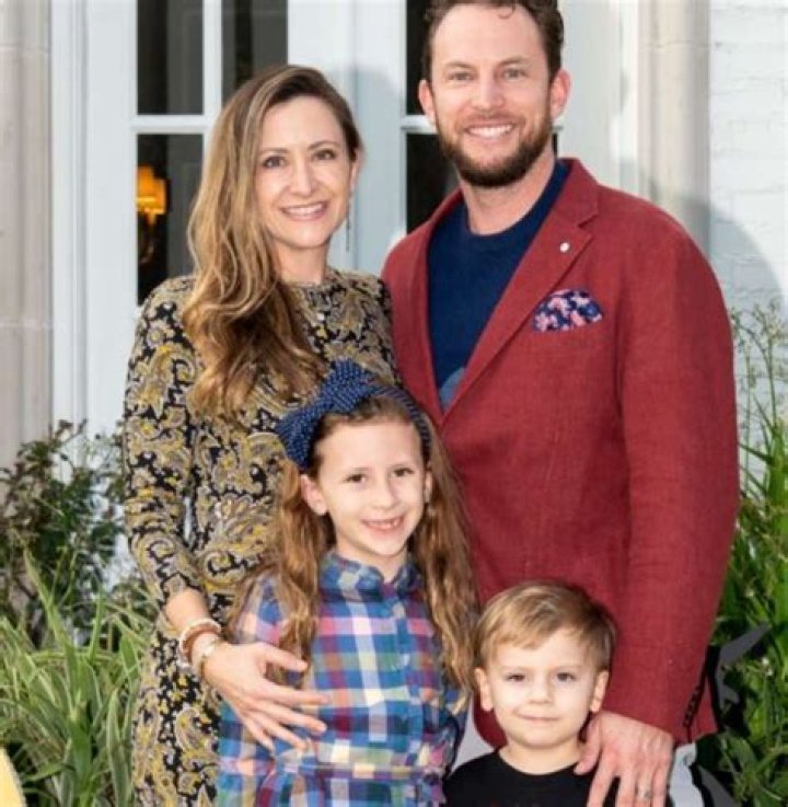Jed Lowrie Biography, Age, Height, Wife, Net Worth, Family