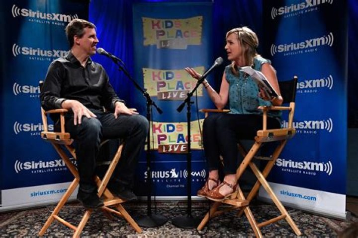 Jeff Kinney Biography, Age, Height, Wife, Net Worth, Family