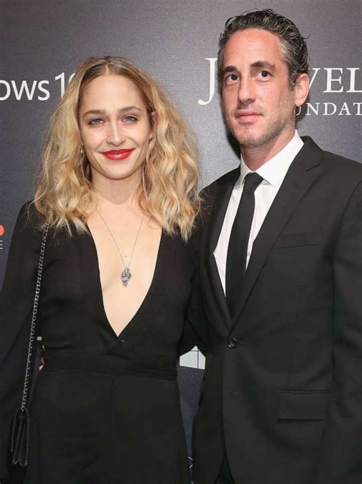Jemima Kirke Biography, Age, Height, Husband, Net Worth, Family