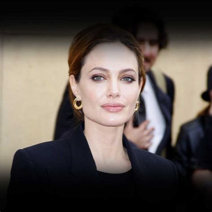 Jenaveve Jolie Biography, Age, Height, Husband, Net Worth, Family