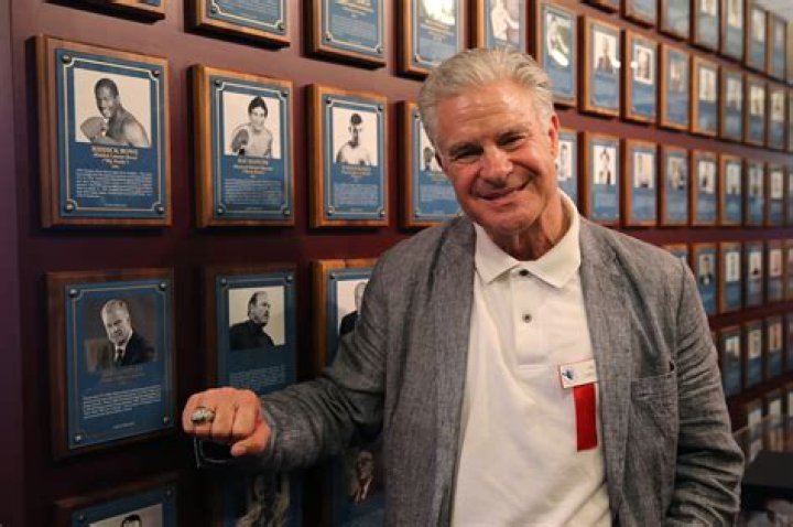Jim Lampley Biography, Age, Height, Wife, Net Worth, Family