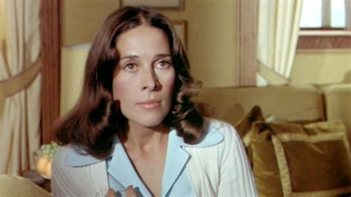 Joan Hackett Biography, Age, Height, Husband, Net Worth, Family