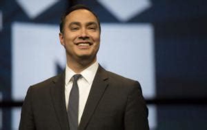 Joaquin Castro Biography, Age, Height, Wife, Net Worth, Family