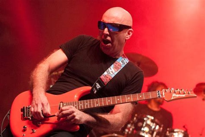 Joe Satriani Biography, Age, Height, Wife, Net Worth, Family
