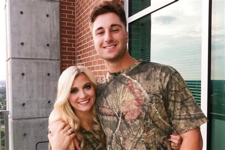 Joey Bart Biography, Age, Height, Wife, Net Worth, Family