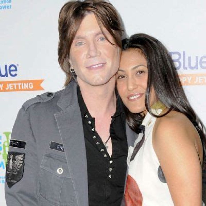 John Rzeznik Biography, Age, Height, Wife, Net Worth, Family