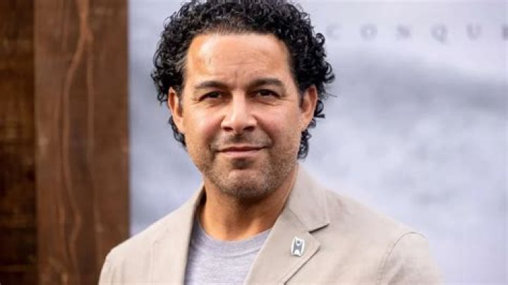 Jon Huertas Biography, Age, Height, Wife, Net Worth, Family