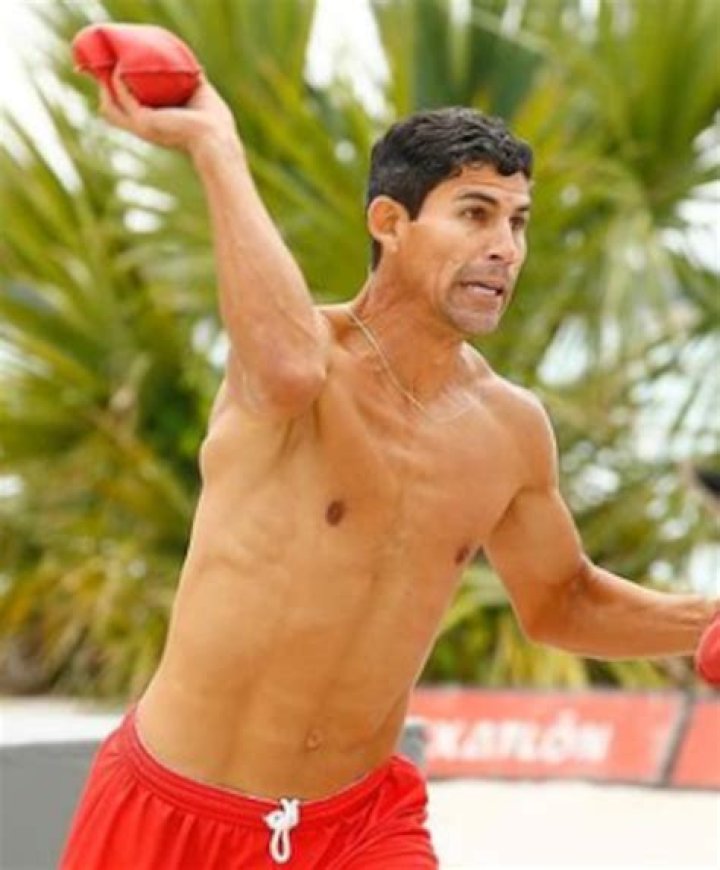 Jonny Magallon biografía, edad, altura, esposo, net worth, familia