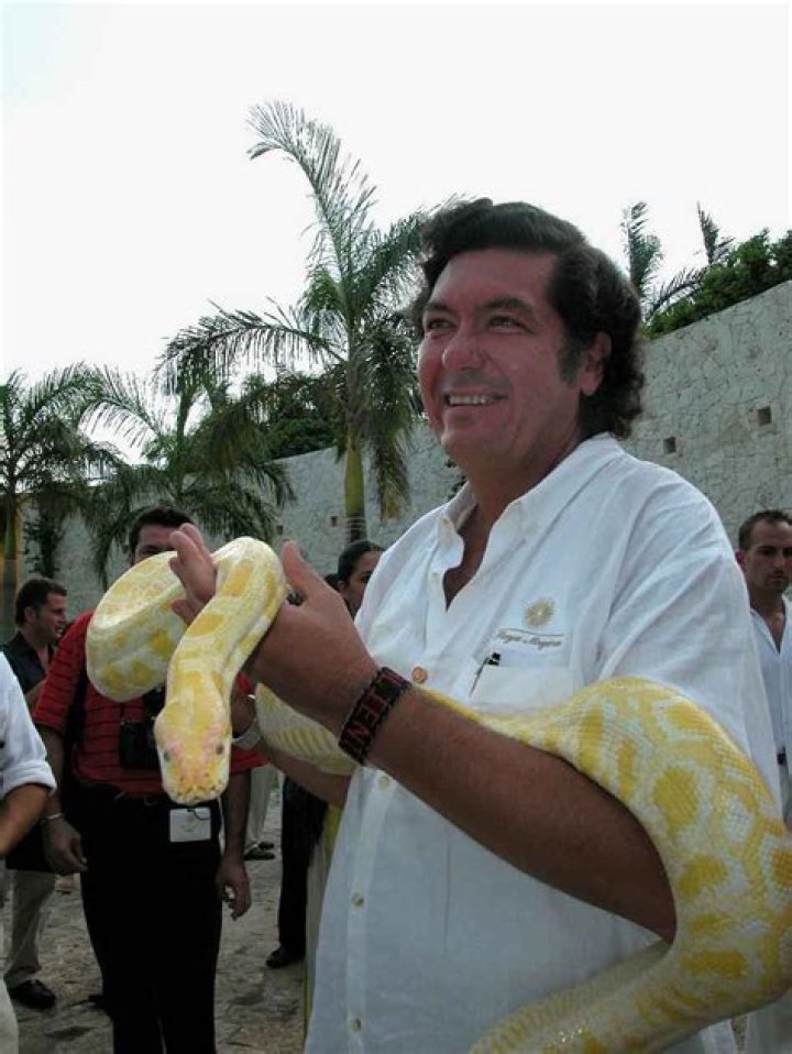 Jorge Hank Rhon biografía, edad, altura, esposo, net worth, familia