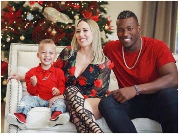 Jorge Soler Biography, Age, Height, Wife, Net Worth, Family