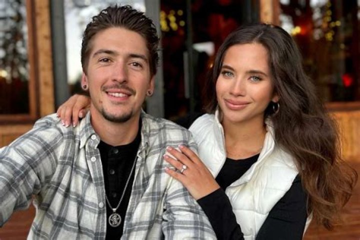 Josh Bernstein Biography, Age, Height, Wife, Net Worth, Family