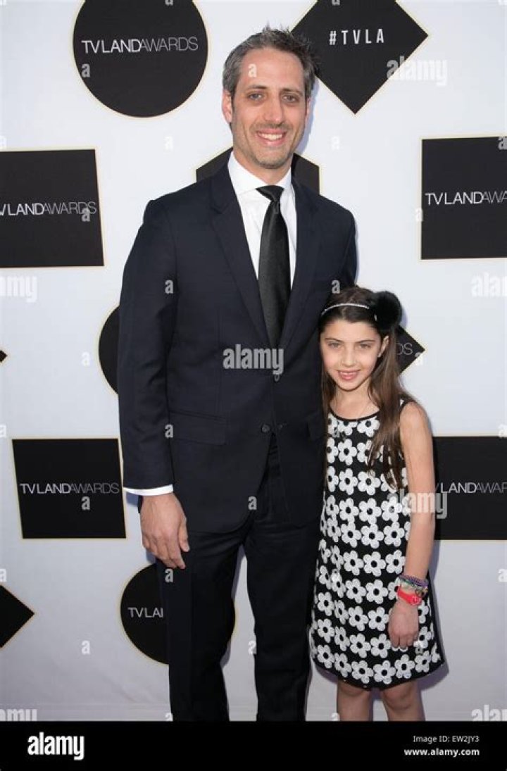 Josh Saviano Biography, Age, Height, Wife, Net Worth, Family