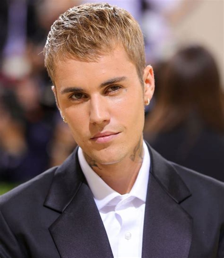 Justin Beaver Biography, Age, Height, Wife, Net Worth, Family