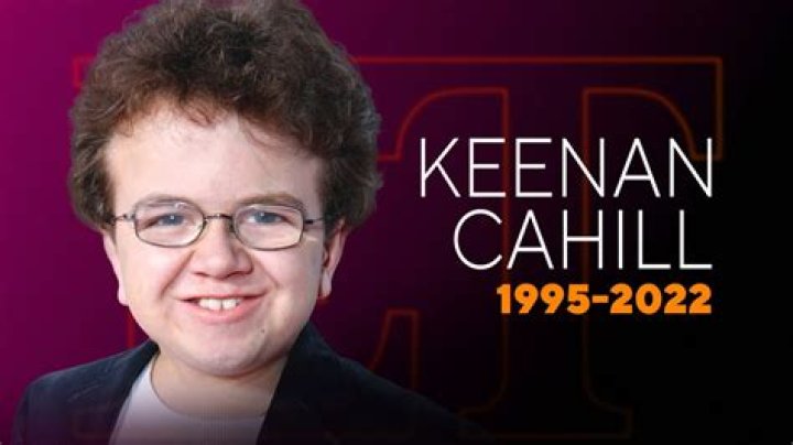 Keenan Cahill biografía, edad, altura, esposo, net worth, familia