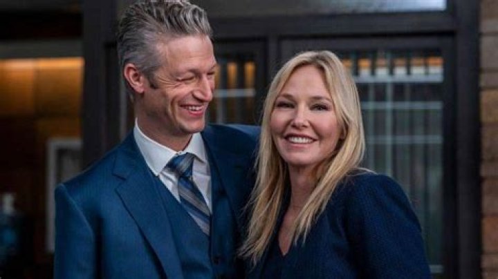 Kelli Giddish Biography, Age, Height, Husband, Net Worth, Family