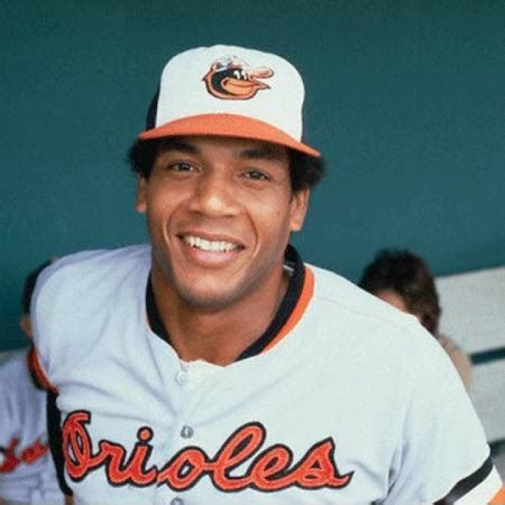 Ken Singleton Biography, Age, Height, Wife, Net Worth, Family