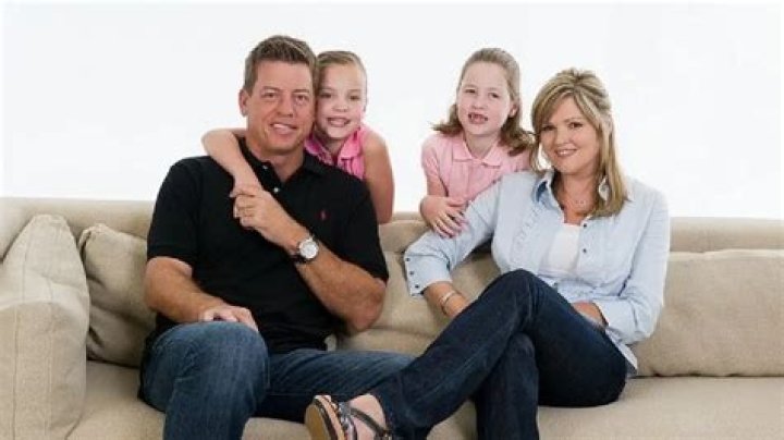 Kenneth Aikman Biography, Age, Height, Wife, Net Worth, Family