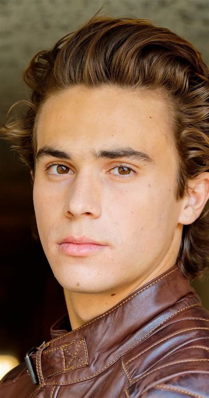 Kevin Czako Biography, Age, Height, Wife, Net Worth, Family