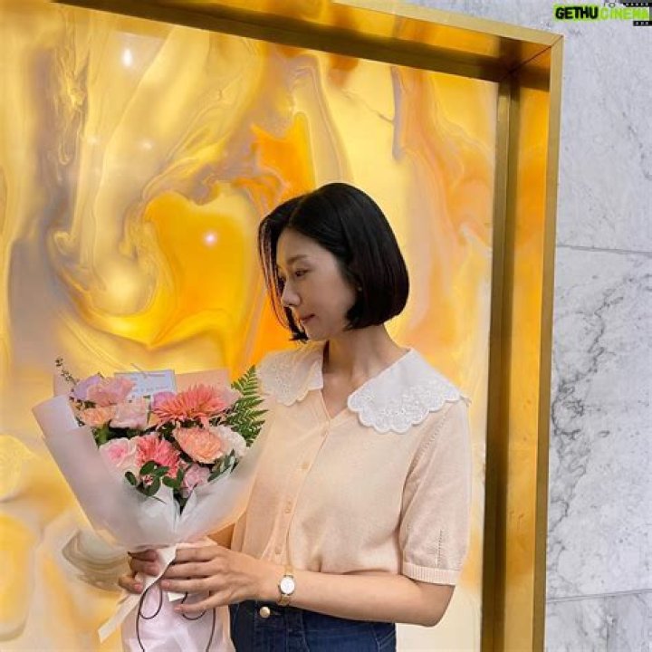 Kim Ji-hyun Biography, Age, Height, Husband, Net Worth, Family