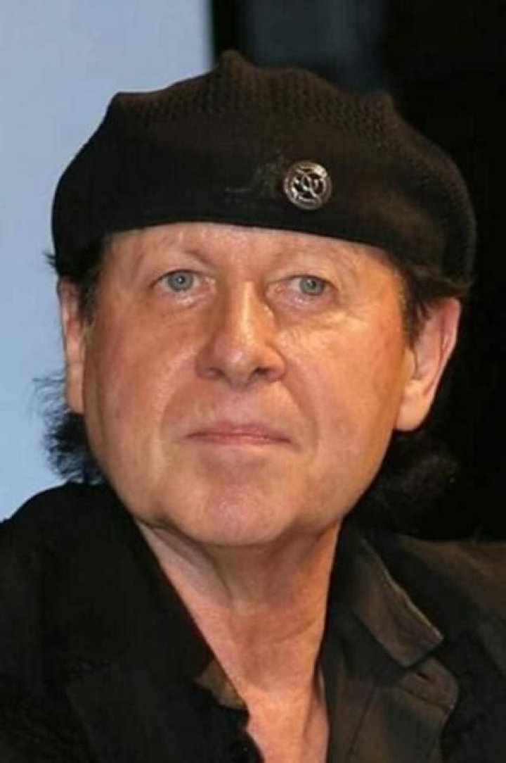 Klaus Meine Biography, Age, Height, Wife, Net Worth, Family