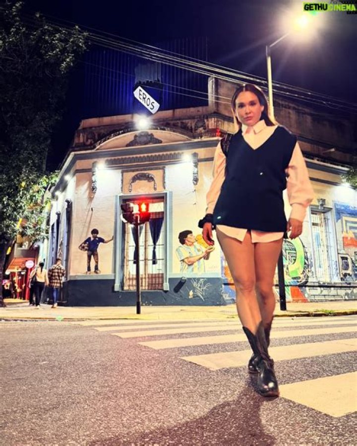 Lali Gonzalez Biography, Age, Height, Husband, Net Worth, Family