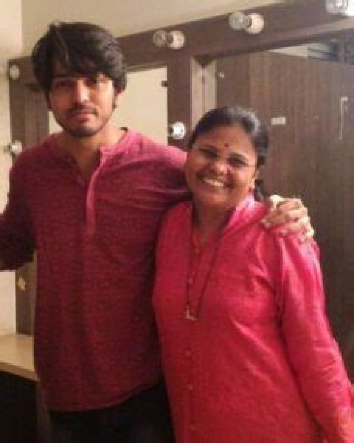 Lalit Prabhakar Biography, Age, Height, Wife, Net Worth, Family