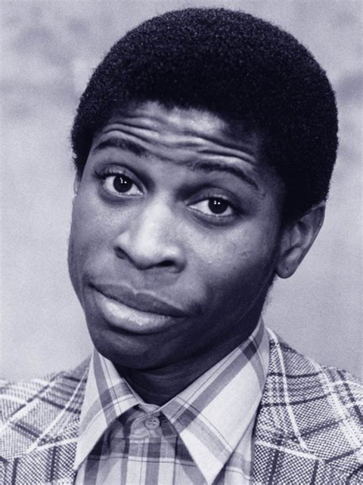 Larry B. Scott biografía, edad, altura, esposo, net worth, familia