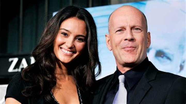 Laura Flores biografía, edad, altura, esposa, net worth, familia