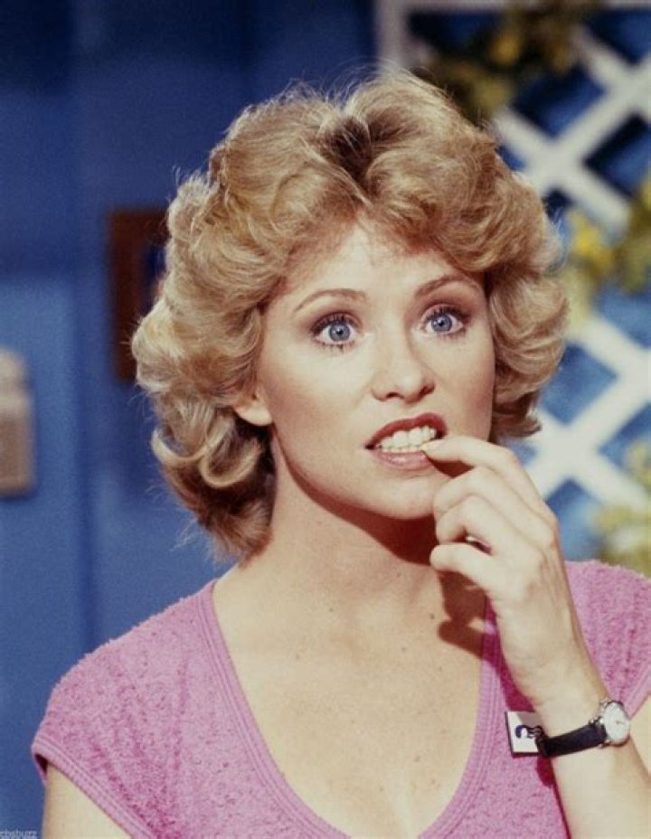 Lauren Tewes Biography, Age, Height, Husband, Net Worth, Family
