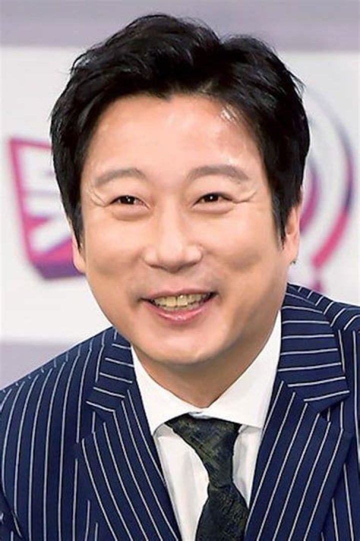 Lee Soo-geun Biography, Age, Height, Wife, Net Worth, Family