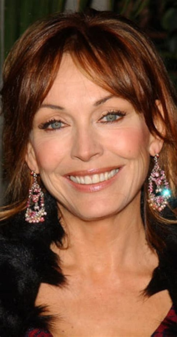 Lesley-Anne Down Biography, Age, Height, Husband, Net Worth, Family