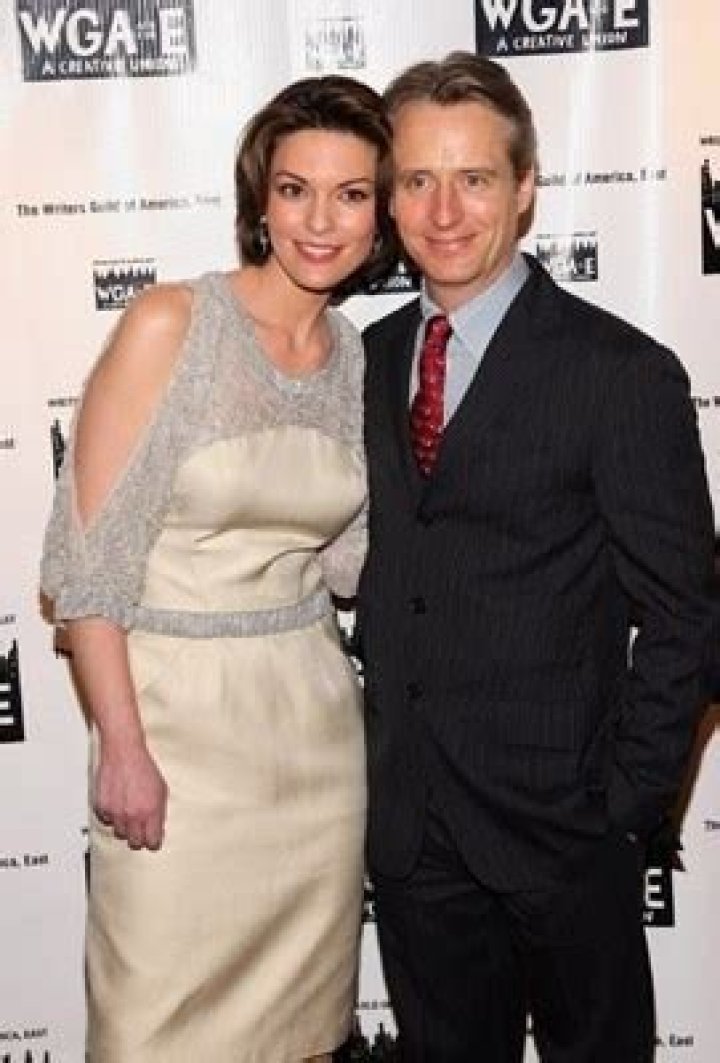 Linus Roache biografía, edad, altura, esposo, net worth, familia