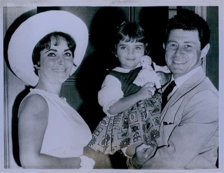Liza Todd biografía, edad, altura, esposa, net worth, familia