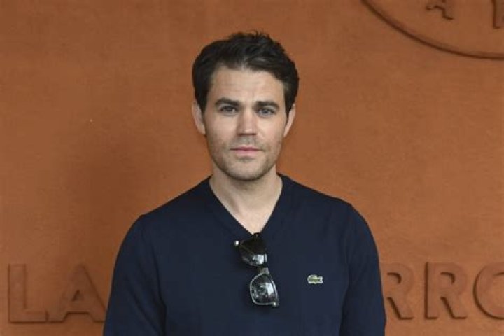 Louie Lopez biografía, edad, altura, esposo, net worth, familia
