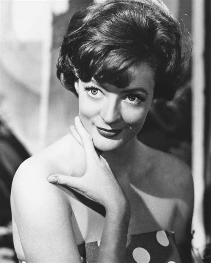 Maggie Smith Biography, Age, Height, Husband, Net Worth, Family