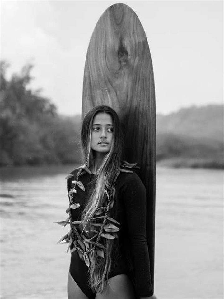 Mainei Kinimaka Biography, Age, Height, Husband, Net Worth, Family