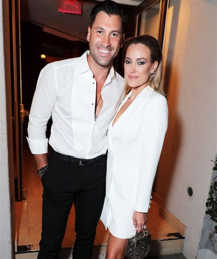 Maksim Chmerkovskiy Biography, Age, Height, Wife, Net Worth, Family