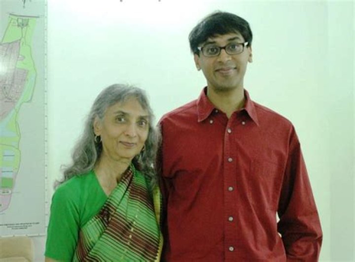 Manjul Bhargava Biography, Age, Height, Wife, Net Worth, Family
