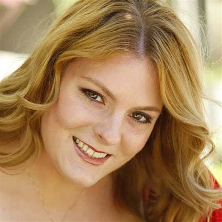 Mariclare Costello Biography, Age, Height, Husband, Net Worth, Family